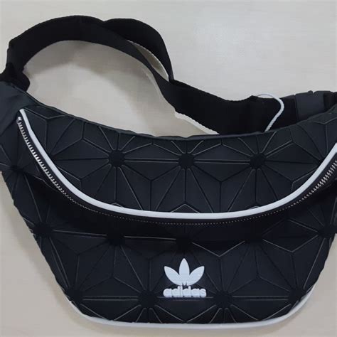 harga adidas issey miyake original|Jual Adidas originals Waist bag XENO x ISSEY MIYAKE 100.